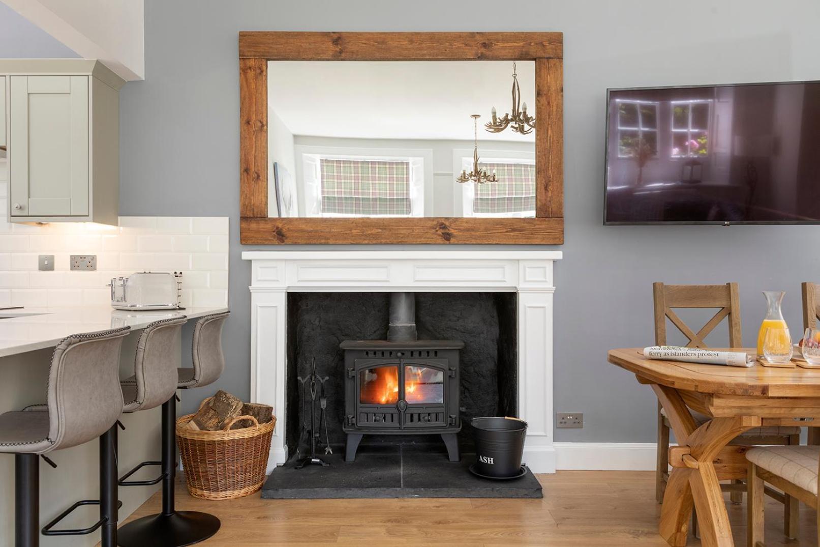 Laundry Cottage: Drumlanrig Castle Thornhill  Exterior photo